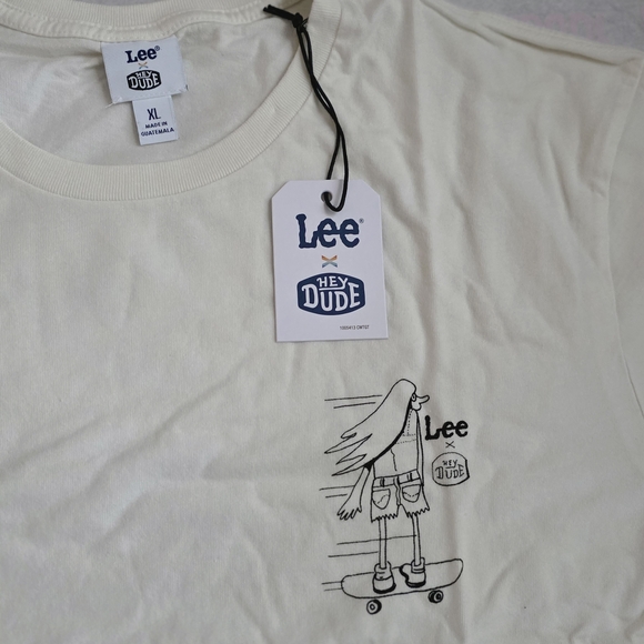 Lee Cream Graphic Tee with Skateboard Design - Picture 3 of 6